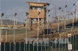 Mỹ chuyển tù nhân để đóng cửa Guantanamo